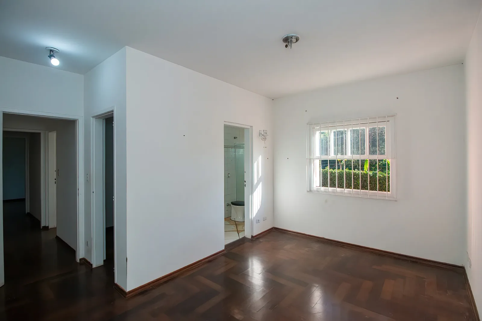 Casa térrea de 435 m² em condomínio fechado em Cotia – foto 2